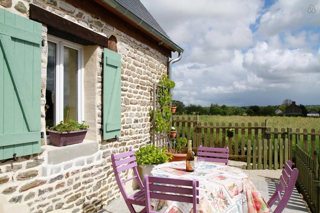 Gite Du Courtils Exterior foto